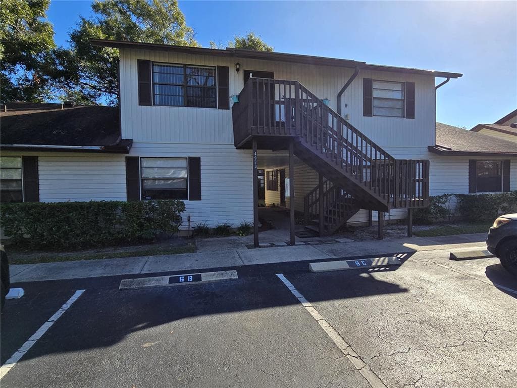 4973 91ST AVENUE N UNIT 11 PINELLAS PARK, FL 33782