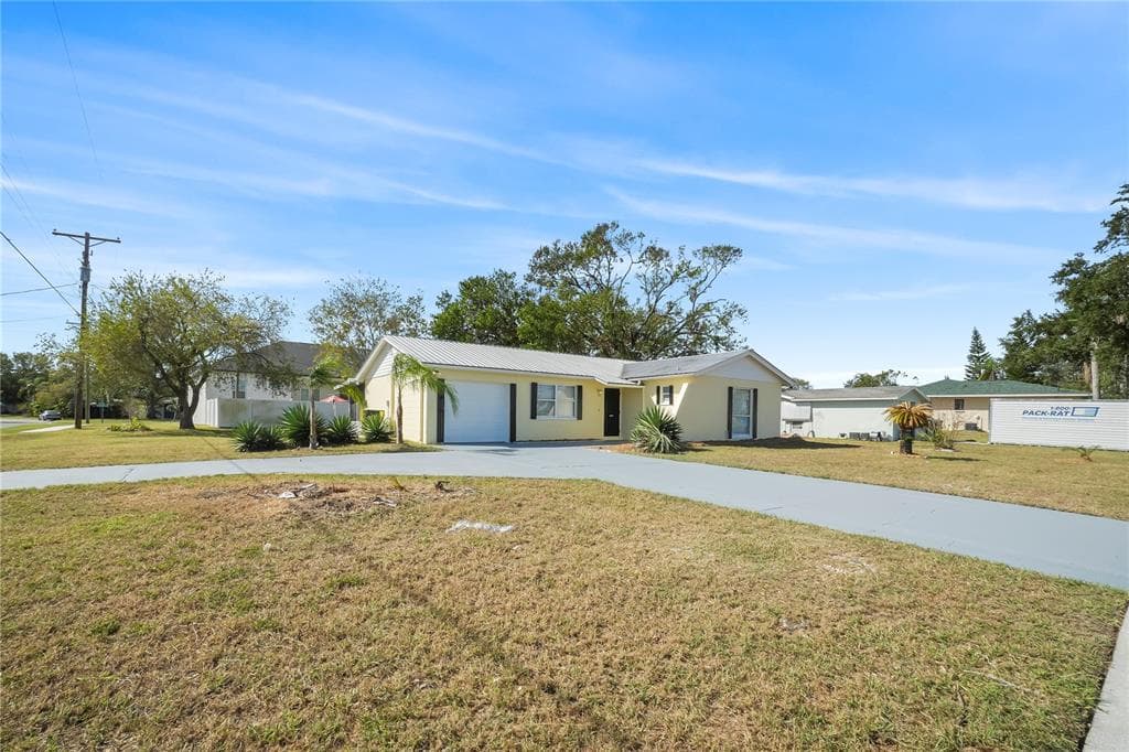 502 FLAMINGO DRIVE APOLLO BEACH, FL 33572
