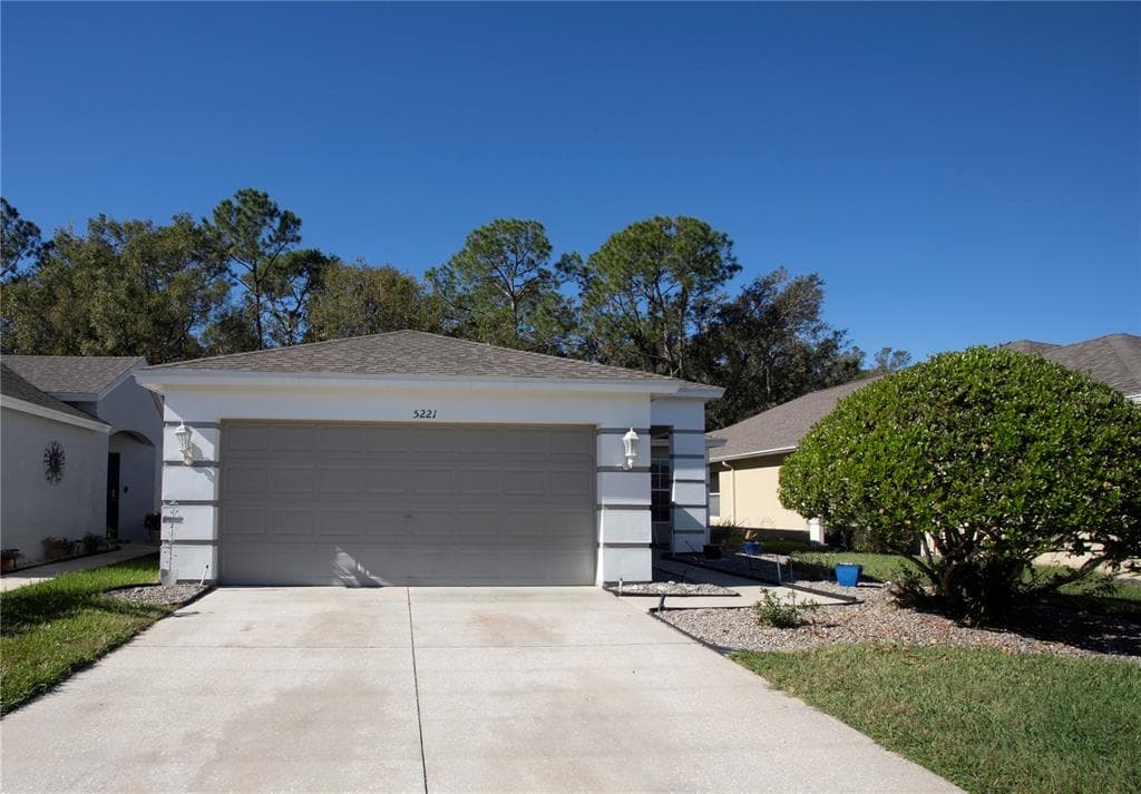 5221 GATO DEL SOL CIRCLE WESLEY CHAPEL, FL 33544