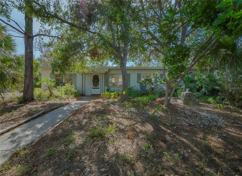 1009 19TH STREET SW LARGO, FL 33770