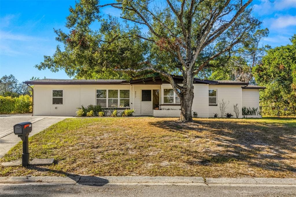 8612 GRANDVIEW DRIVE TEMPLE TERRACE, FL 33617
