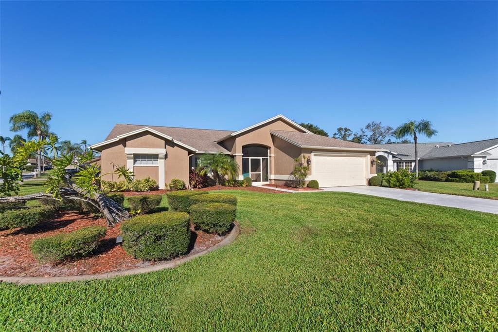 8949 BAY POINTE COURT HUDSON, FL 34667
