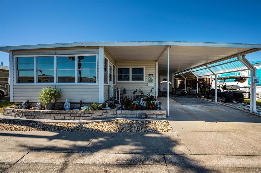 11242 100TH WAY UNIT 89 LARGO, FL 33773