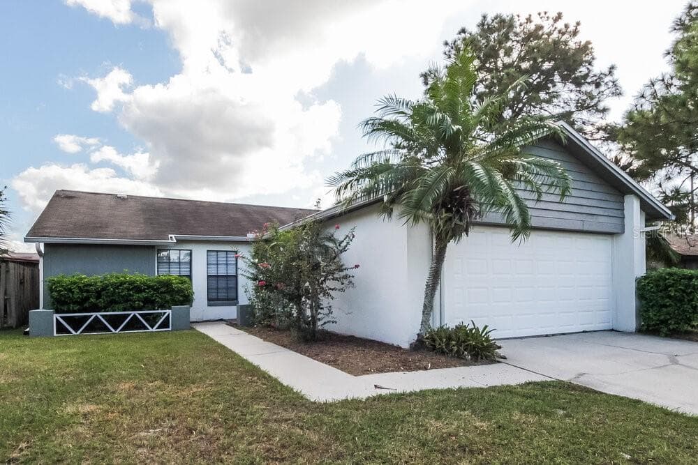 3172 BURLINGTON DRIVE ORLANDO, FL 32837