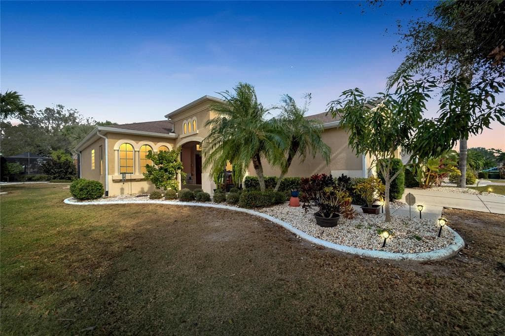 824 REGAL MANOR WAY SUN CITY CENTER, FL 33573