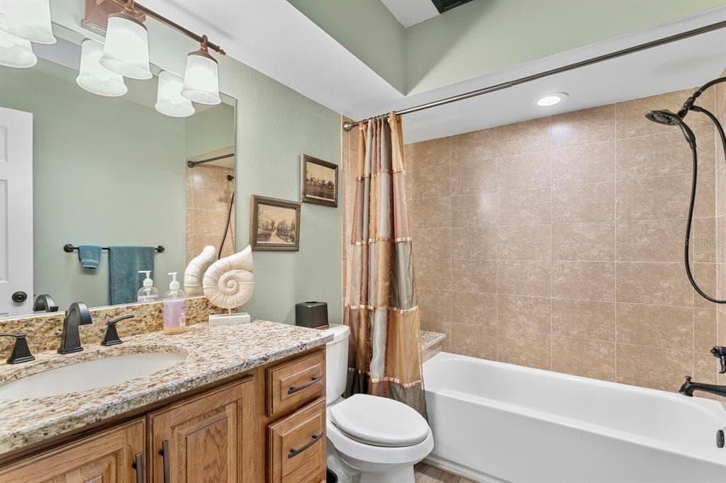 4253 GOLF CLUB LANE TAMPA, FL 33618