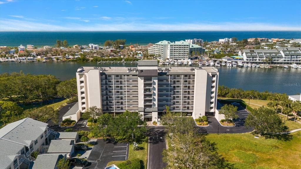 11730 SHIPWATCH DRIVE UNIT 504 LARGO, FL 33774