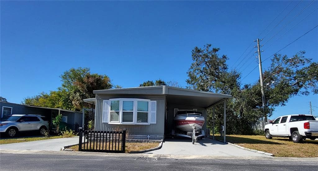 2291 E BAY DRIVE UNIT 102 LARGO, FL 33771