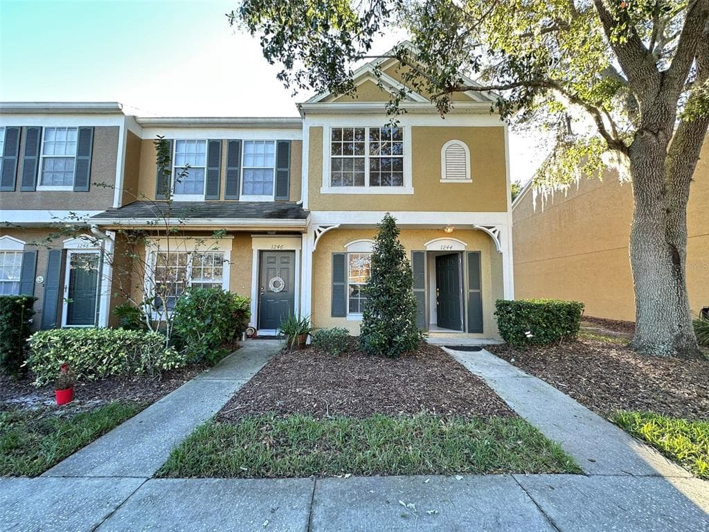 1244 STANDRIDGE DRIVE WESLEY CHAPEL, FL 33543
