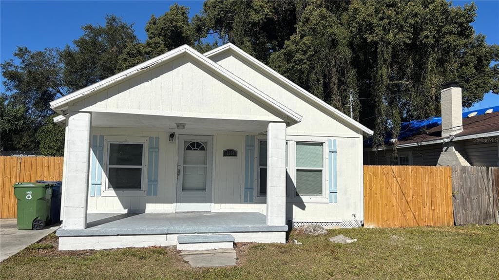 1904 E LOUISIANA AVENUE TAMPA, FL 33610