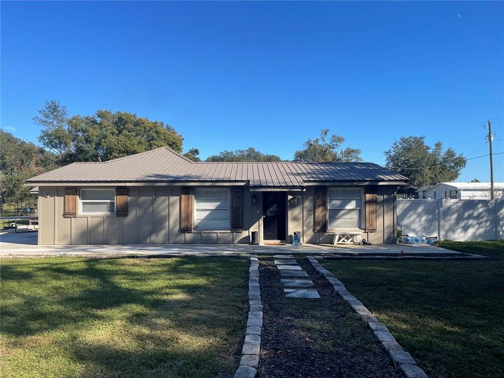 3240 APFEL ROAD WESLEY CHAPEL, FL 33543
