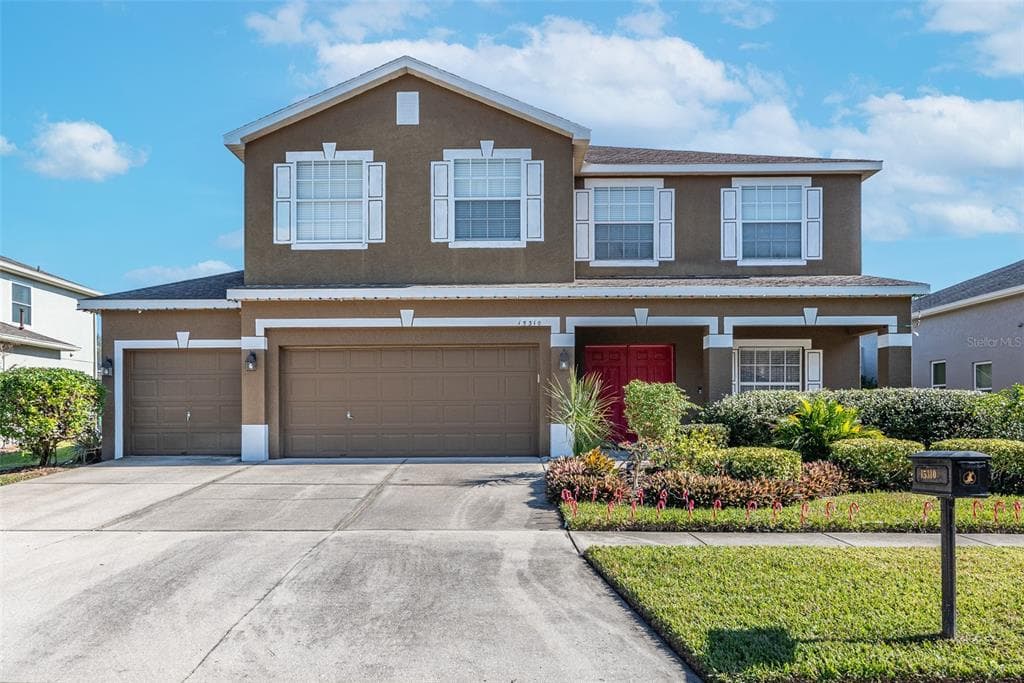 15310 PALOMAPARK LANE