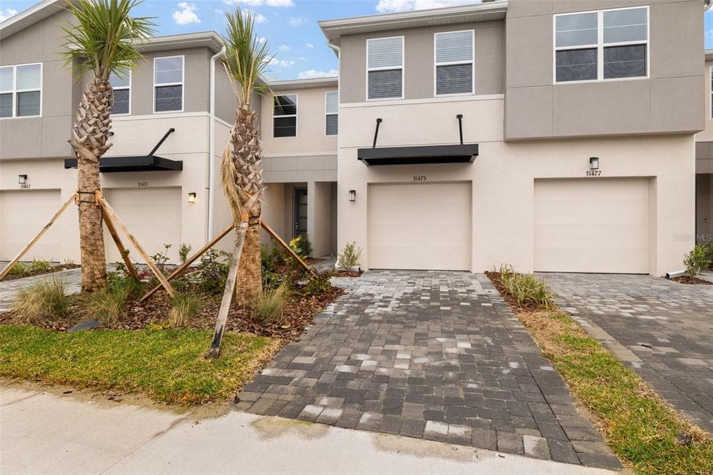 31471 WOODLAND RACE LOOP WESLEY CHAPEL, FL 33545