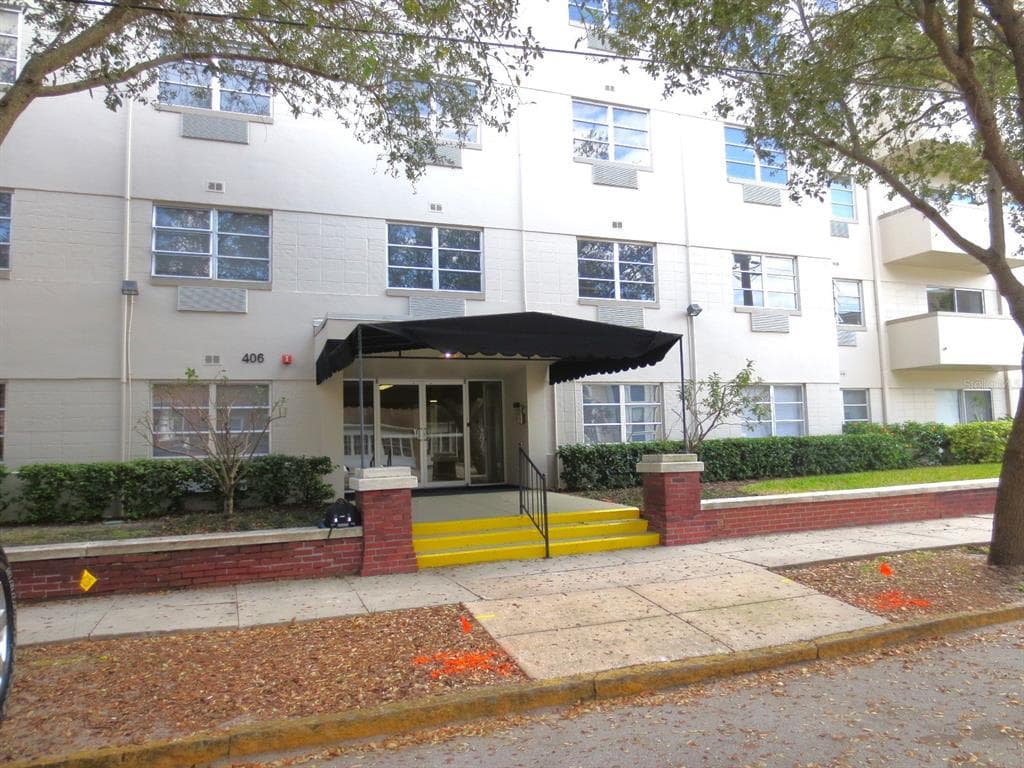 406 W AZEELE STREET UNIT 105 TAMPA, FL 33606