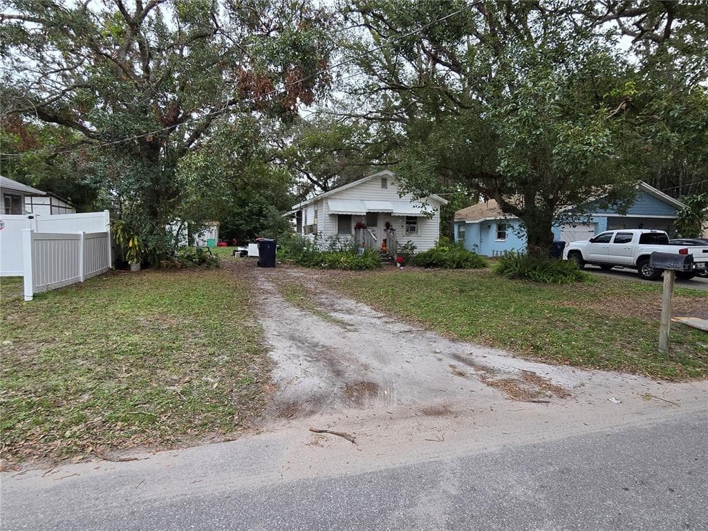 6009 N ITHMAR AVENUE TAMPA, FL 33604