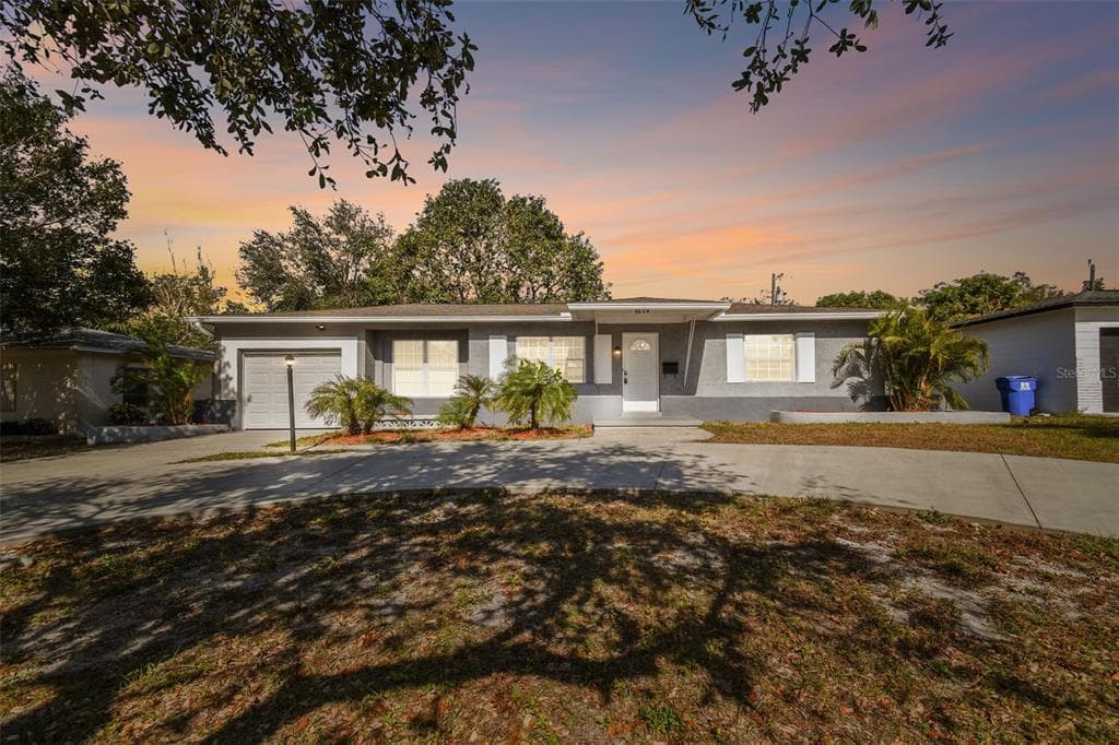 5239 22ND AVENUE N ST PETERSBURG, FL 33710