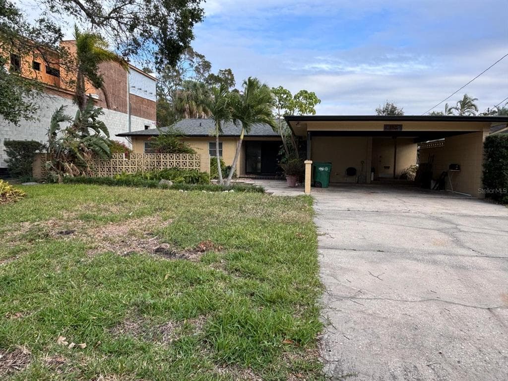 208 S TREASURE DRIVE TAMPA, FL 33609