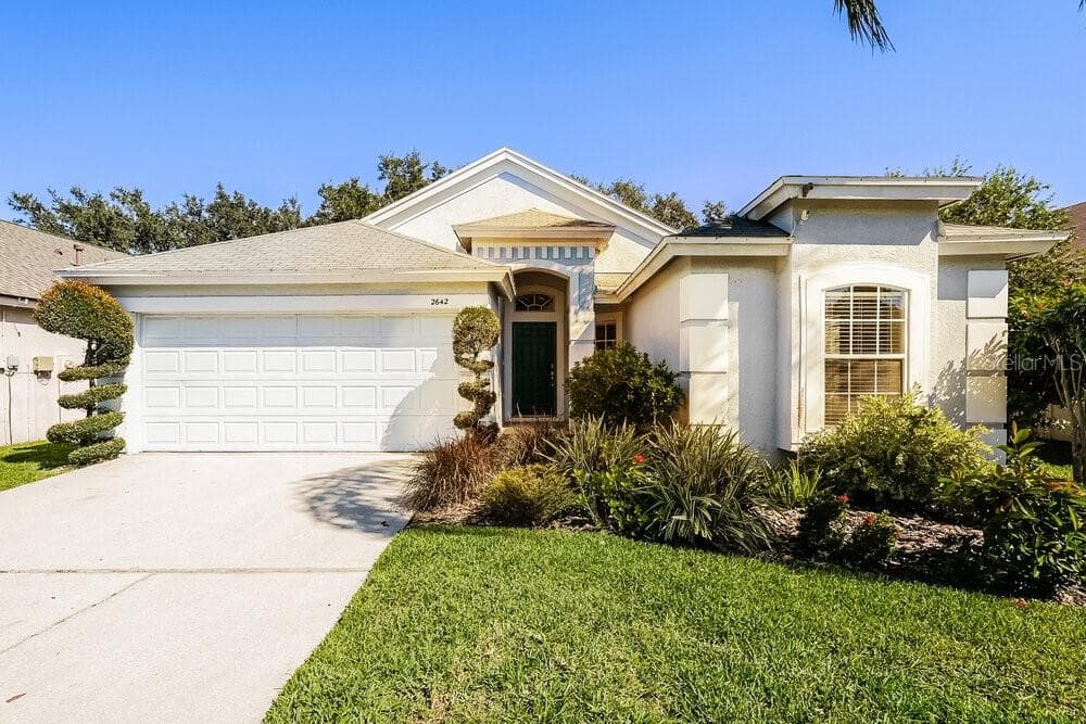 2642 ROSEHAVEN DRIVE WESLEY CHAPEL, FL 33544