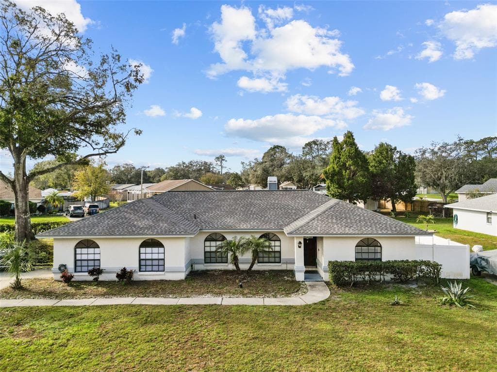 23638 WOODGLEN AVENUE LAND O LAKES, FL 34639