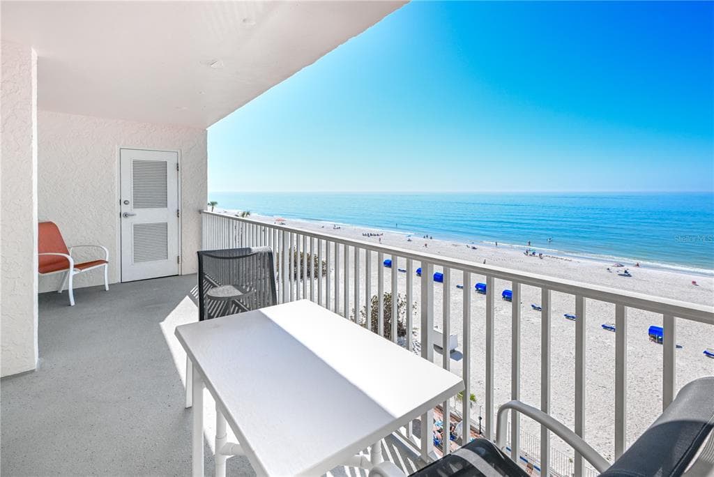 20002 GULF BOULEVARD UNIT 2604