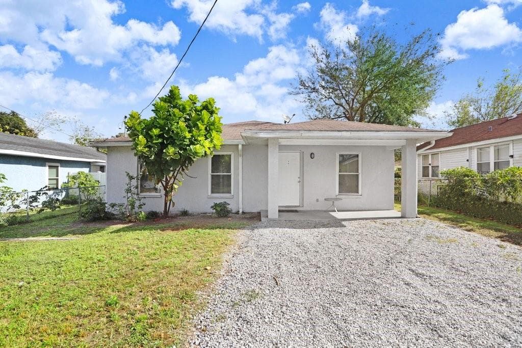 8005 N KLONDYKE STREET TAMPA, FL 33604