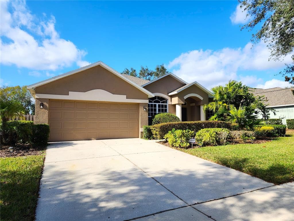 416 GOLDEN ELM DRIVE SEFFNER, FL 33584