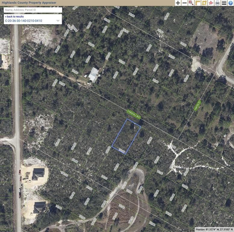 1035 FREEHILL AVENUE LAKE PLACID, FL 33852