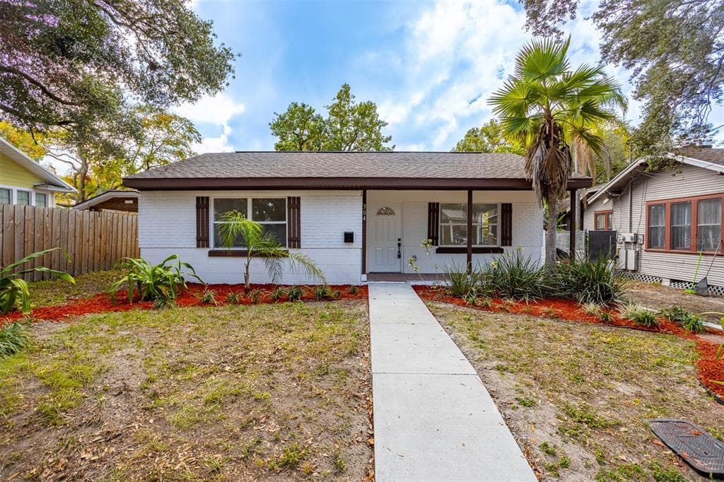 304 W LAMBRIGHT STREET TAMPA, FL 33604