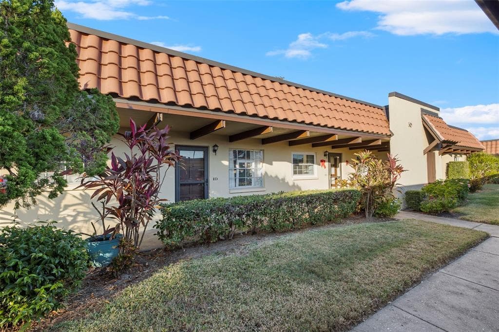 1701 PINEHURST ROAD UNIT 10D DUNEDIN, FL 34698