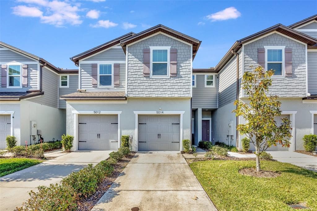 5014 BLUE LATAN LANE TAMPA, FL 33610