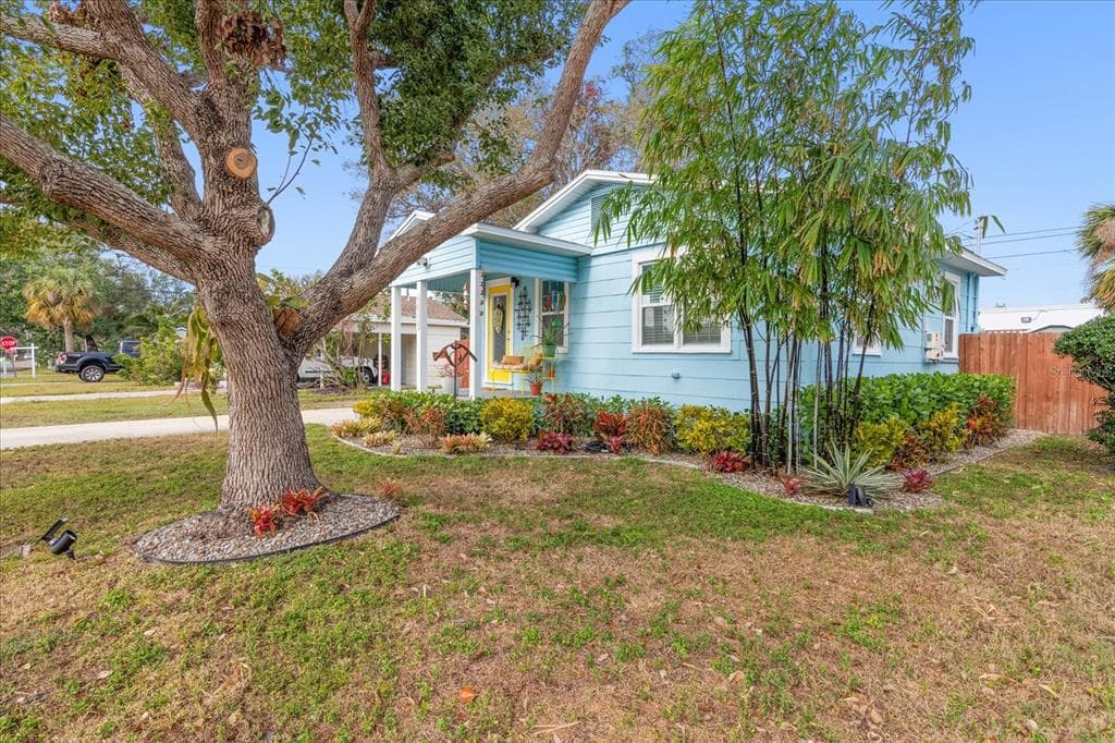 5013 17TH AVENUE S GULFPORT, FL 33707