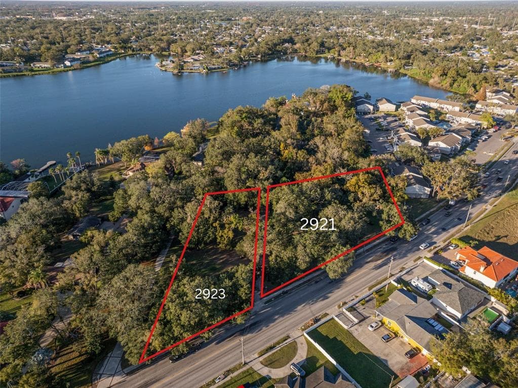 2923 W SLIGH AVENUE TAMPA, FL 33614