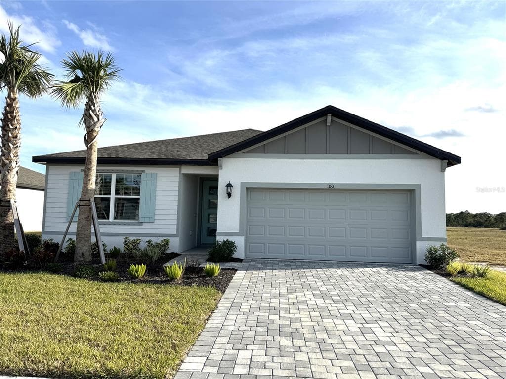 100 RUNAWAY FIELD AVENUE NOKOMIS, FL 34275