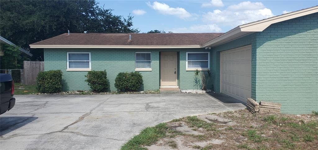 12879 RIDGE ROAD LARGO, FL 33778