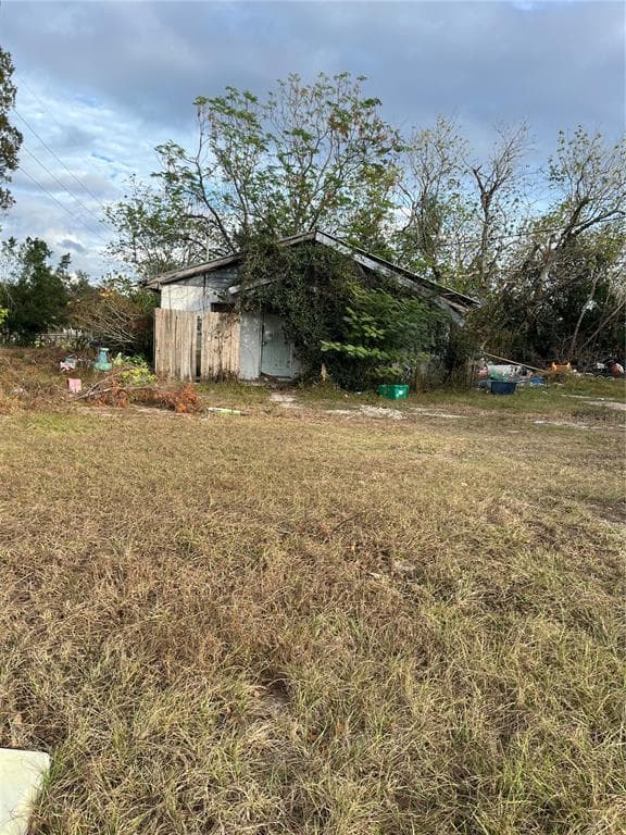 7944 SHANNON LANE ZEPHYRHILLS, FL 33540
