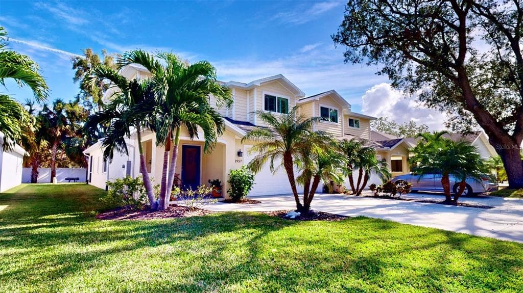 1957 WHITNEY OAKS BOULEVARD CLEARWATER, FL 33760