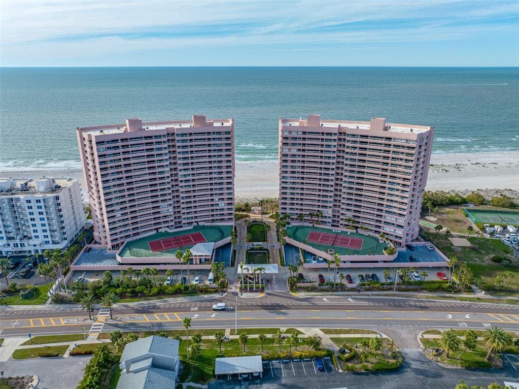 1310 GULF BOULEVARD UNIT 9D