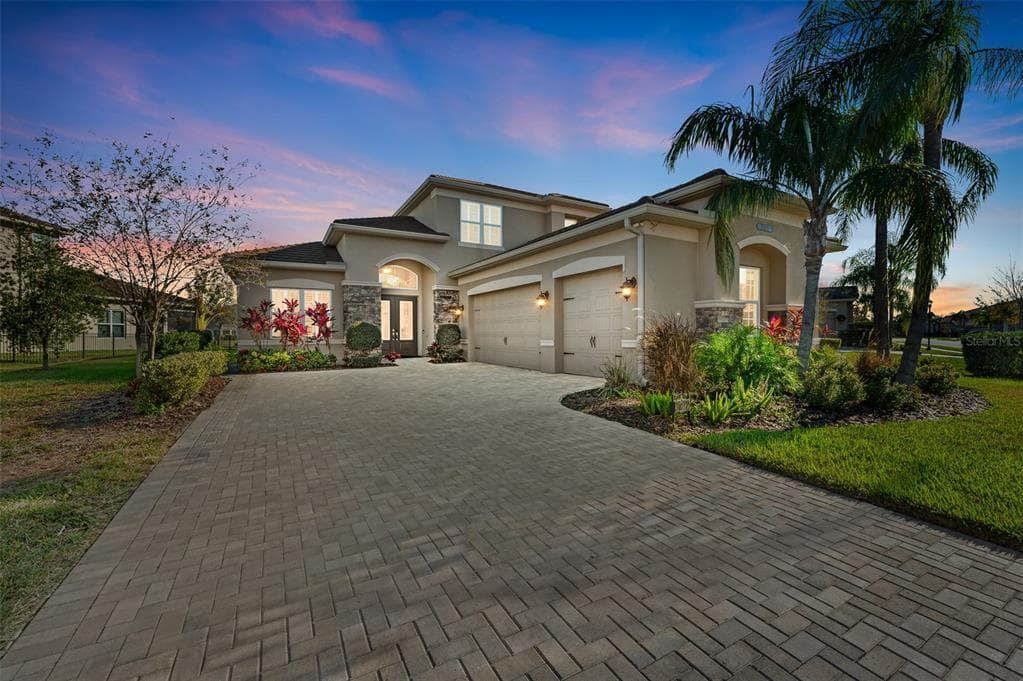 31072 CHESAPEAKE BAY DRIVE WESLEY CHAPEL, FL 33543