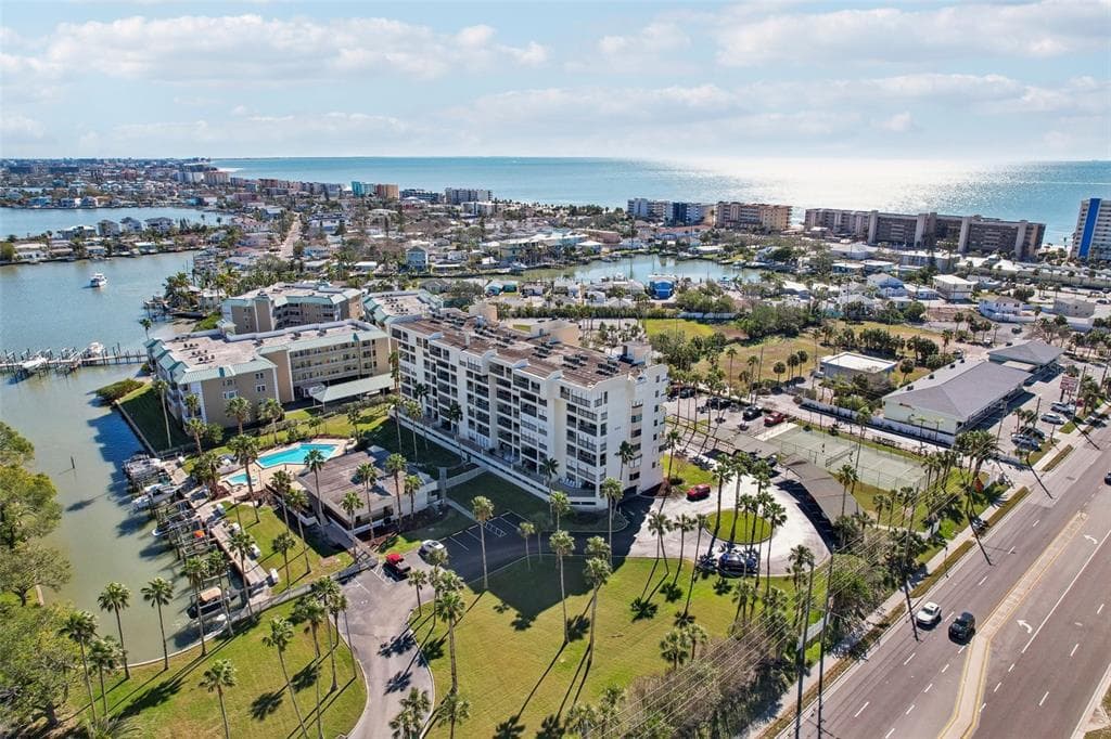 401 150TH AVENUE UNIT 262 MADEIRA BEACH, FL 33708