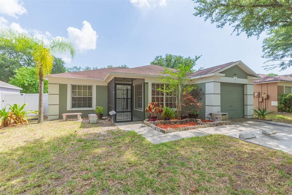 1813 ELLINGTON COURT VALRICO, FL 33594