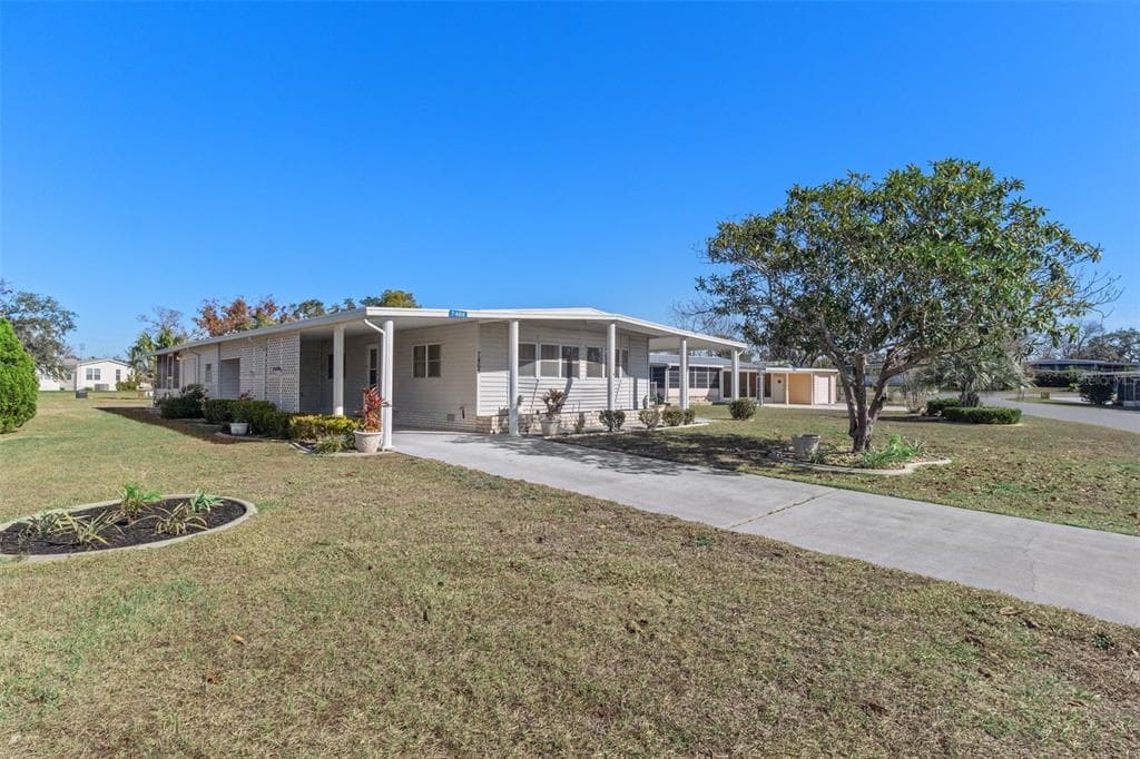 7468 LITTLE TEE LANE BROOKSVILLE, FL 34613