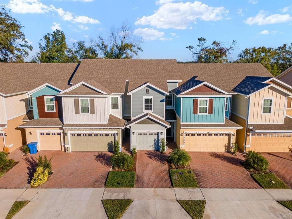 4402 SAILPLANE COURT WESLEY CHAPEL, FL 33545