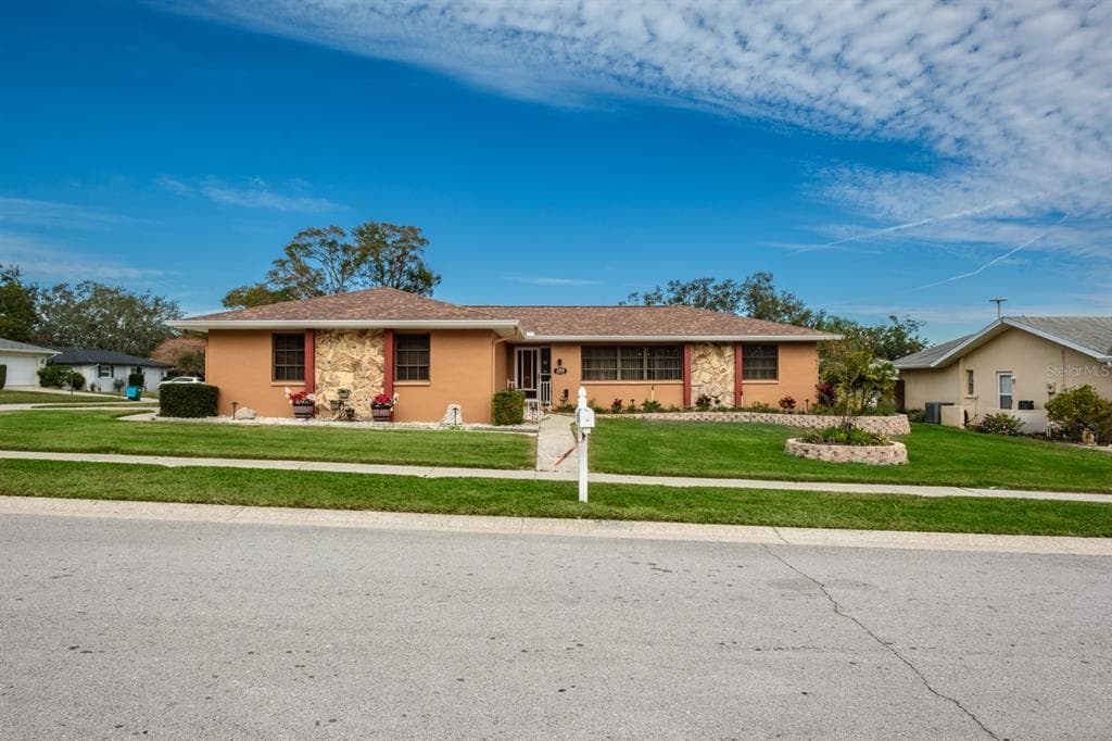 153 SUNWARD AVENUE PALM HARBOR, FL 34684