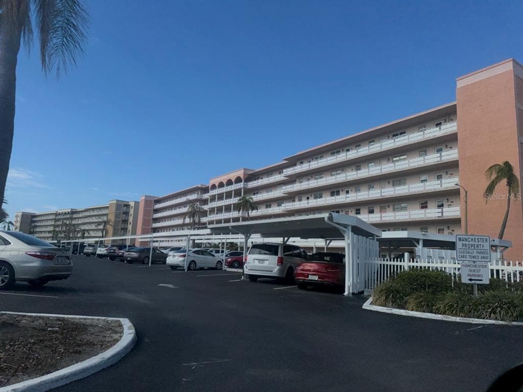 6025 SHORE BOULEVARD S UNIT 405 GULFPORT, FL 33707