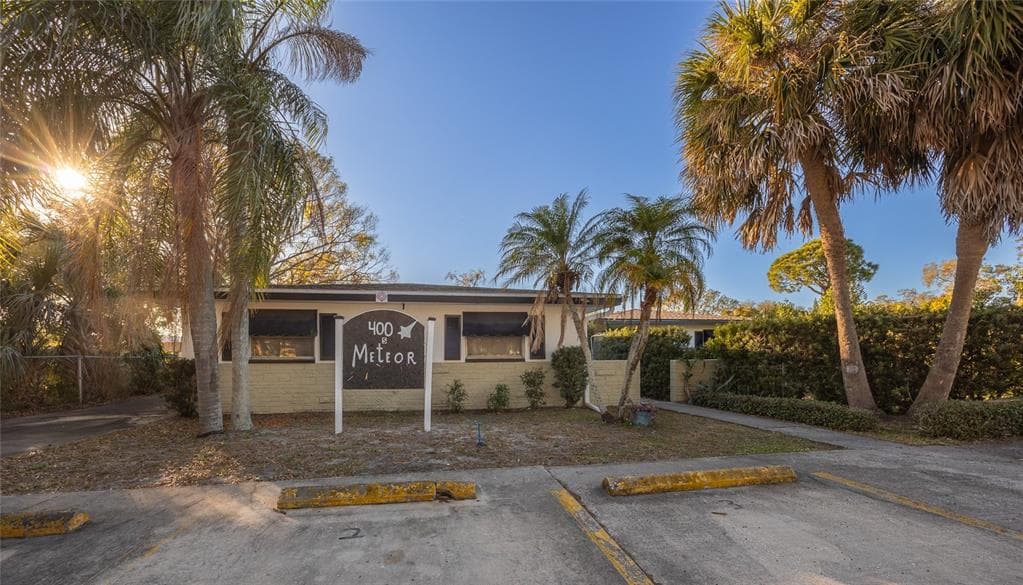 400 S METEOR AVENUE CLEARWATER, FL 33765