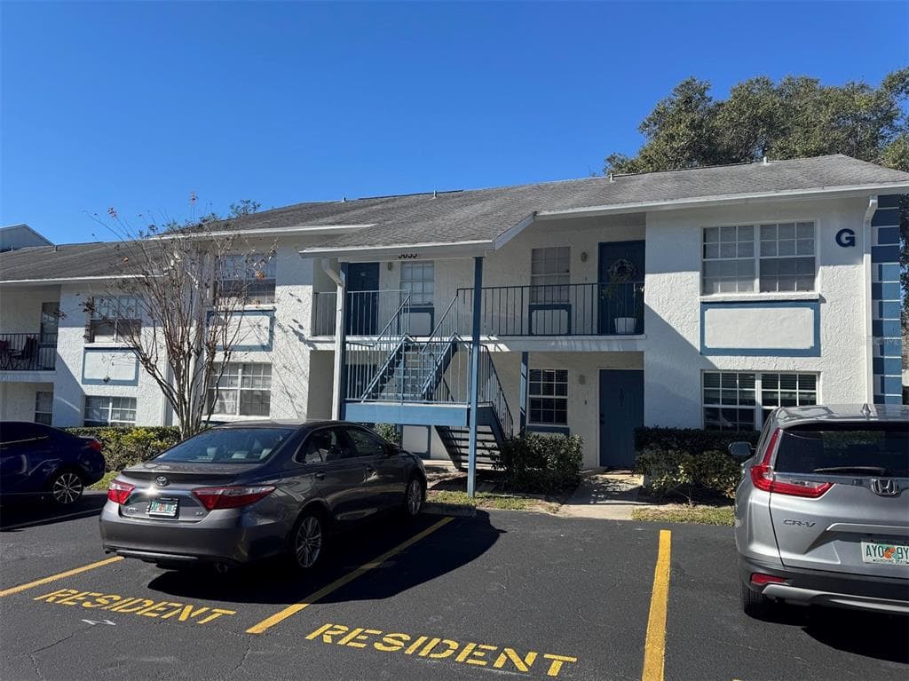5035 BORDEAUX VILLAGE PLACE UNIT 101 TAMPA, FL 33617