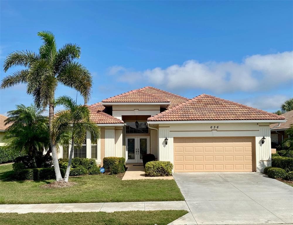 636 LAKESCENE DRIVE DRIVE VENICE, FL 34293
