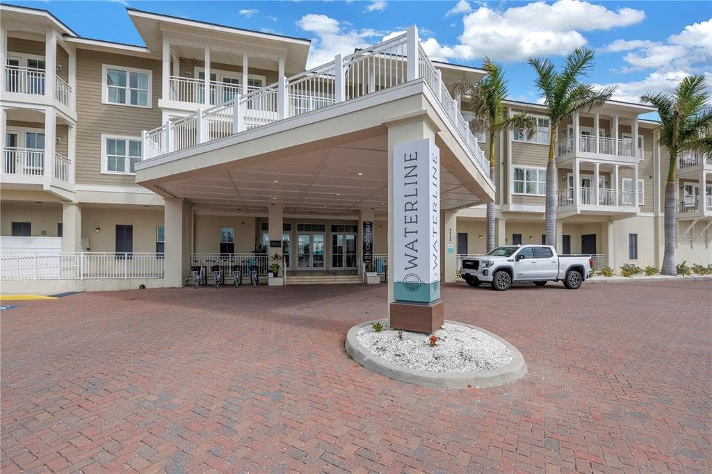 5325 MARINA DRIVE UNIT 128