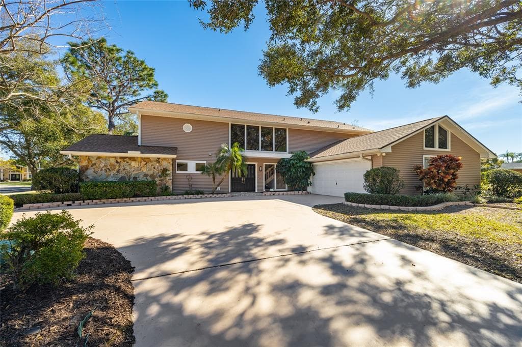 2781 WESTCHESTER DR S CLEARWATER, FL 33761