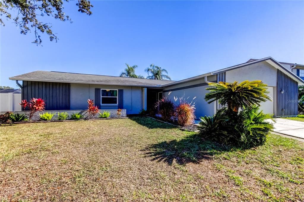 16115 COUNTRY CROSSING DRIVE TAMPA, FL 33624